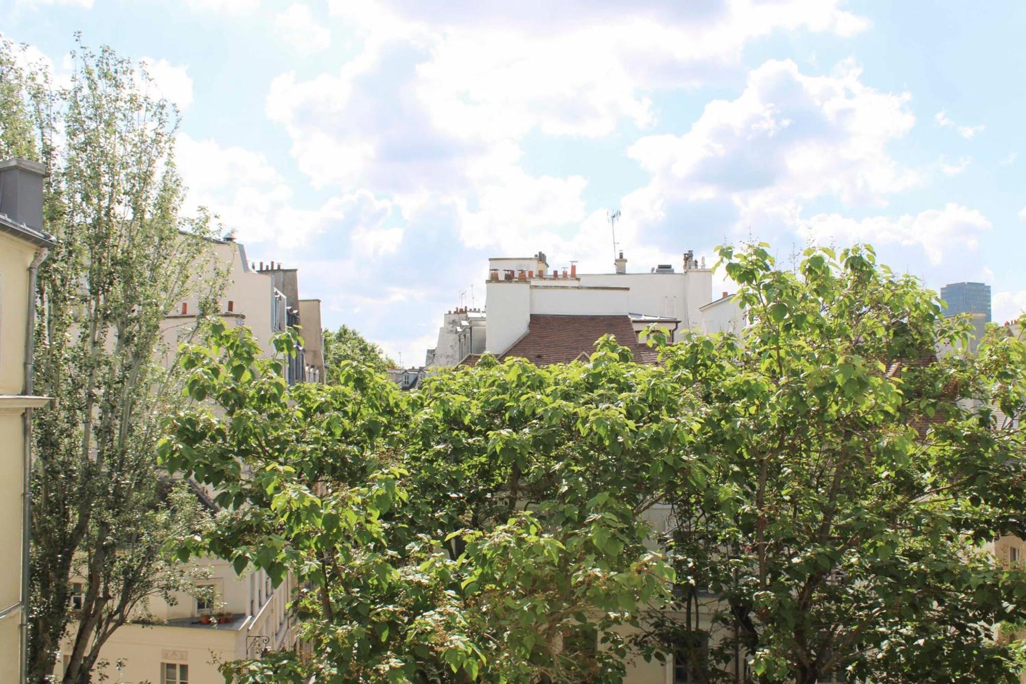 Charming T3 In The Center Of